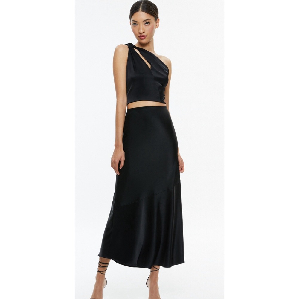Alice + Olivia PIERA ONE SHOULDER TWIST TOP Shirt. NWT. Black Size M. $250